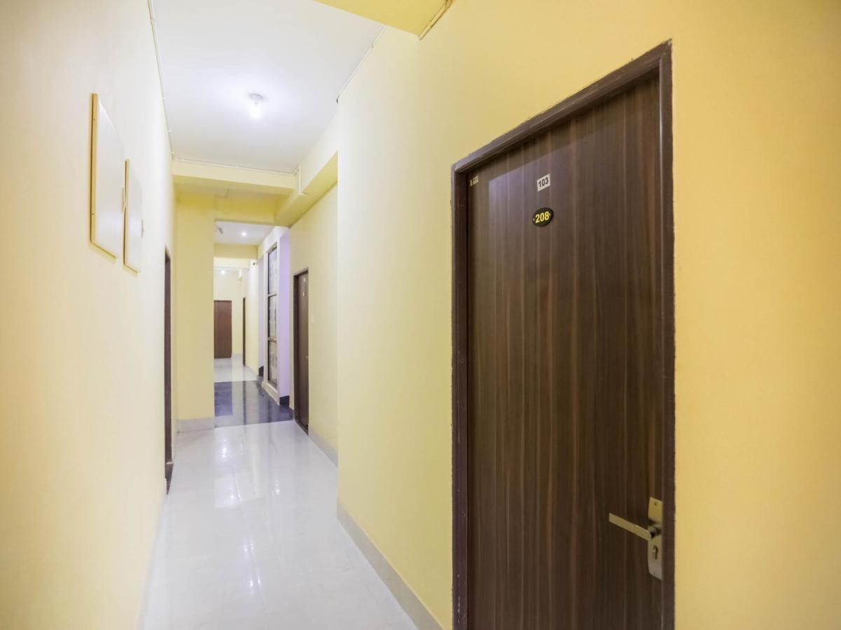 Flagship 76560 Hotel Vanss Μπουμπάνεσβαρ Εξωτερικό φωτογραφία