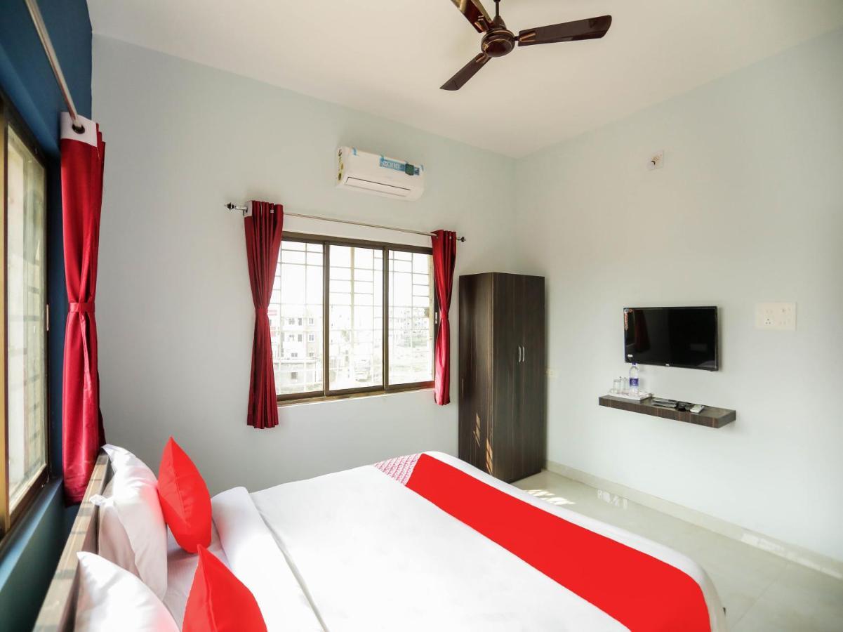 Flagship 76560 Hotel Vanss Μπουμπάνεσβαρ Εξωτερικό φωτογραφία