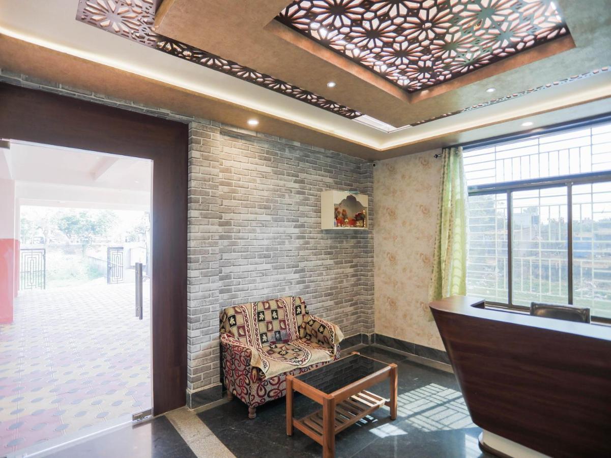 Flagship 76560 Hotel Vanss Μπουμπάνεσβαρ Εξωτερικό φωτογραφία